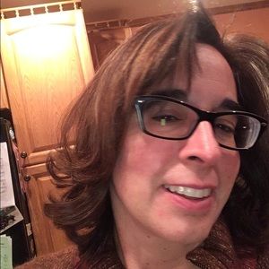 Meet your Posher, Marissa